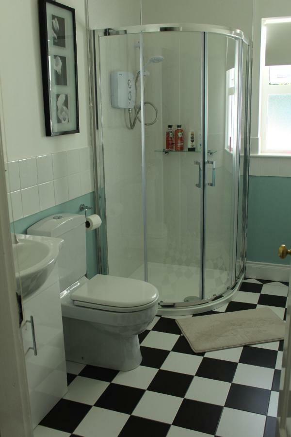 Bunlin Heights Self Catering Studio Milford Esterno foto
